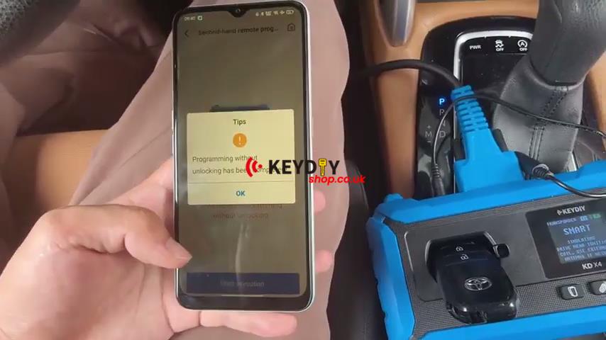 keydiy-kd-x4-renews-2024-toyota-yaris-cross-ncf29a1m-locked-key-11