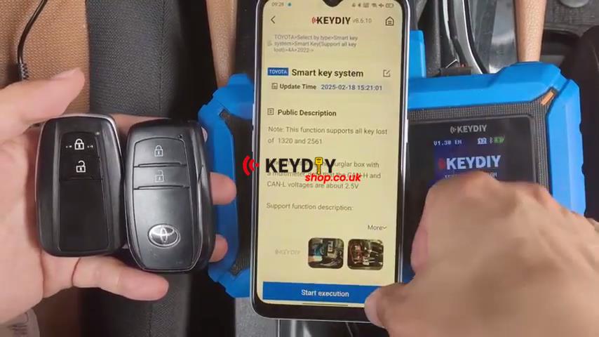 keydiy-kd-x4-renews-2024-toyota-yaris-cross-ncf29a1m-locked-key-3