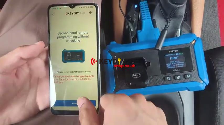 keydiy-kd-x4-renews-2024-toyota-yaris-cross-ncf29a1m-locked-key-6