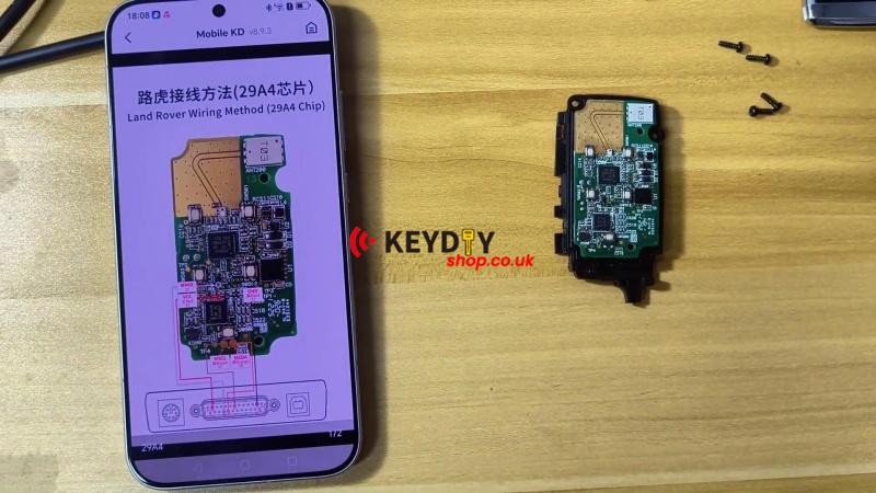 keydiy-kd-x4-add-key-to-2022-range-rover-without-kvm-disassembly-2
